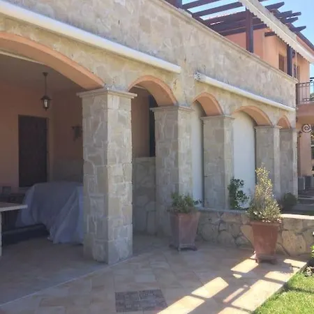 Luxury 2-bedroom In Pefkoxori 페프코초리