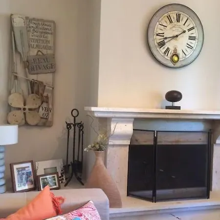 Luxury 2-bedroom In Pefkoxori *